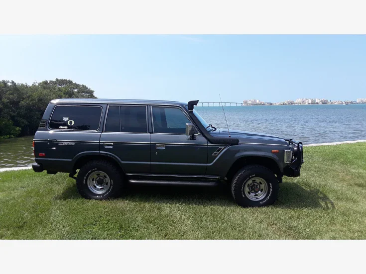 Thumbnail Photo undefined for 1988 Toyota Land Cruiser